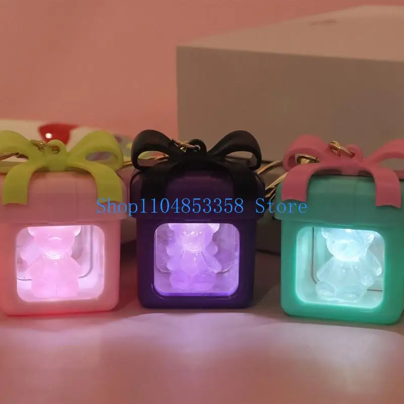 

Мини-брелок 652F, светящийся мини-зеркало, подвеска для удобного автомобильного аксессуара и легкий дизайн, очаровательный для