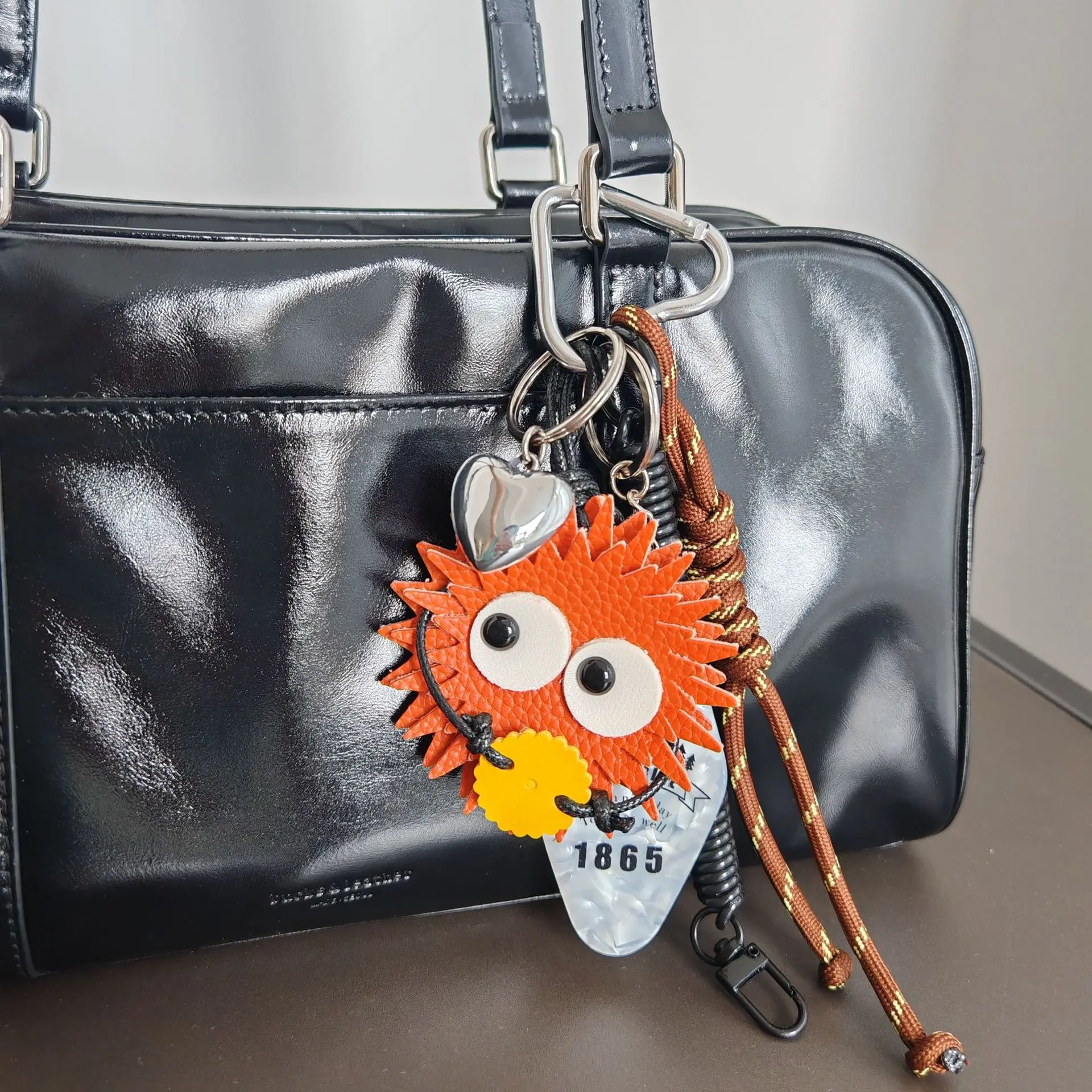 

2025 New Cute Bag Hanging Woven Pendant Bags DIY Small Briquettes Ins Keychain PU Leather Pendant Handbag