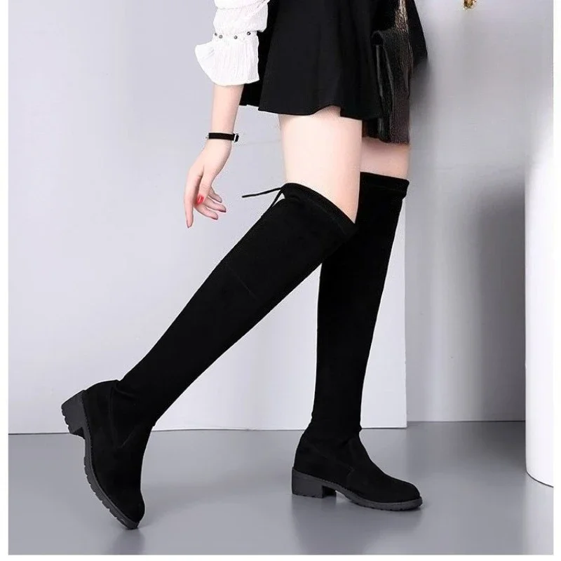 Schwarze Overknee-Stiefel für Damen, elastische Oberschenkelhohe Stiefel aus Wildlederimitat mit Blockabsatz, lässige, bequeme Herbst-Winter-Stiefel – Detail 2