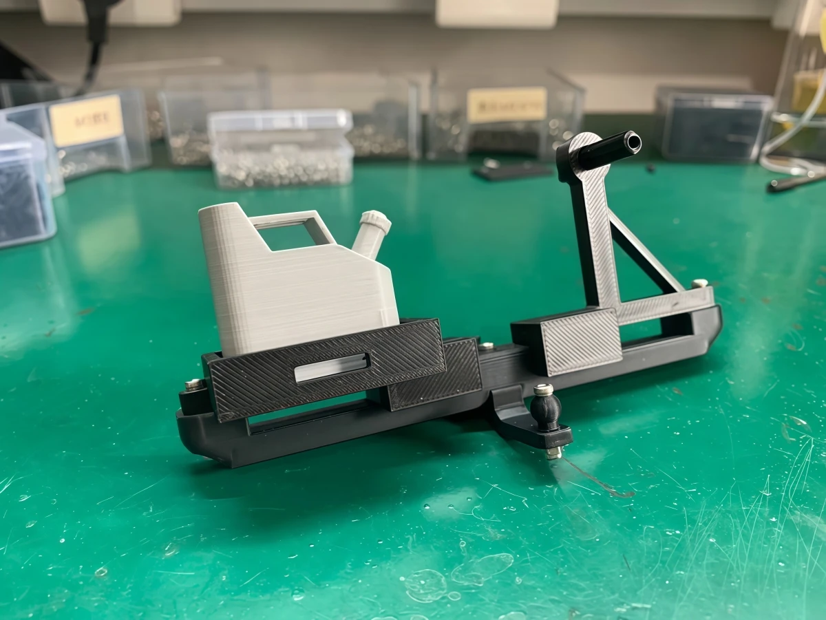 3D‑Printed Bolt‑On Rear Bumper with Fuel Tank For 1/12 Mangniu MN82 MN82‑S LC79 RC Crawler Upgrade Parts