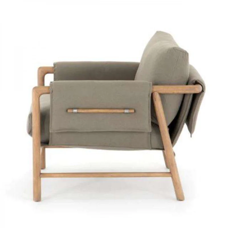 custom.Luxury Solid Velvet Single Sofa Chair with Unique Wooden Base Design Home Living Room or Hotel Furniture and Decorati