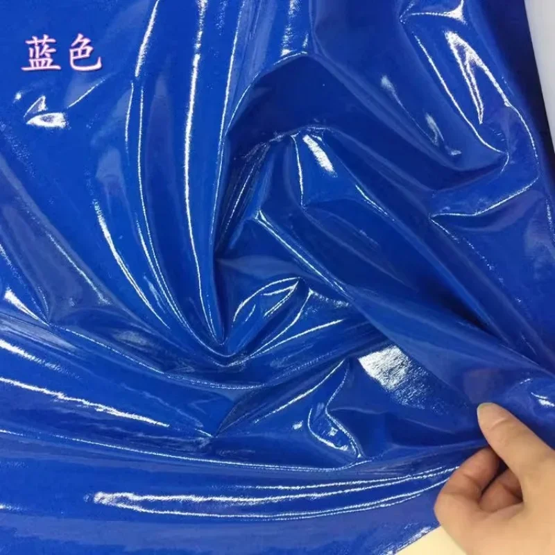 Tela de cuero PU con acabado de espejo de Color sólido suave, superficie brillante para diseño de disfraz, ropa de escenario de baile, accesorios decorativos DIY