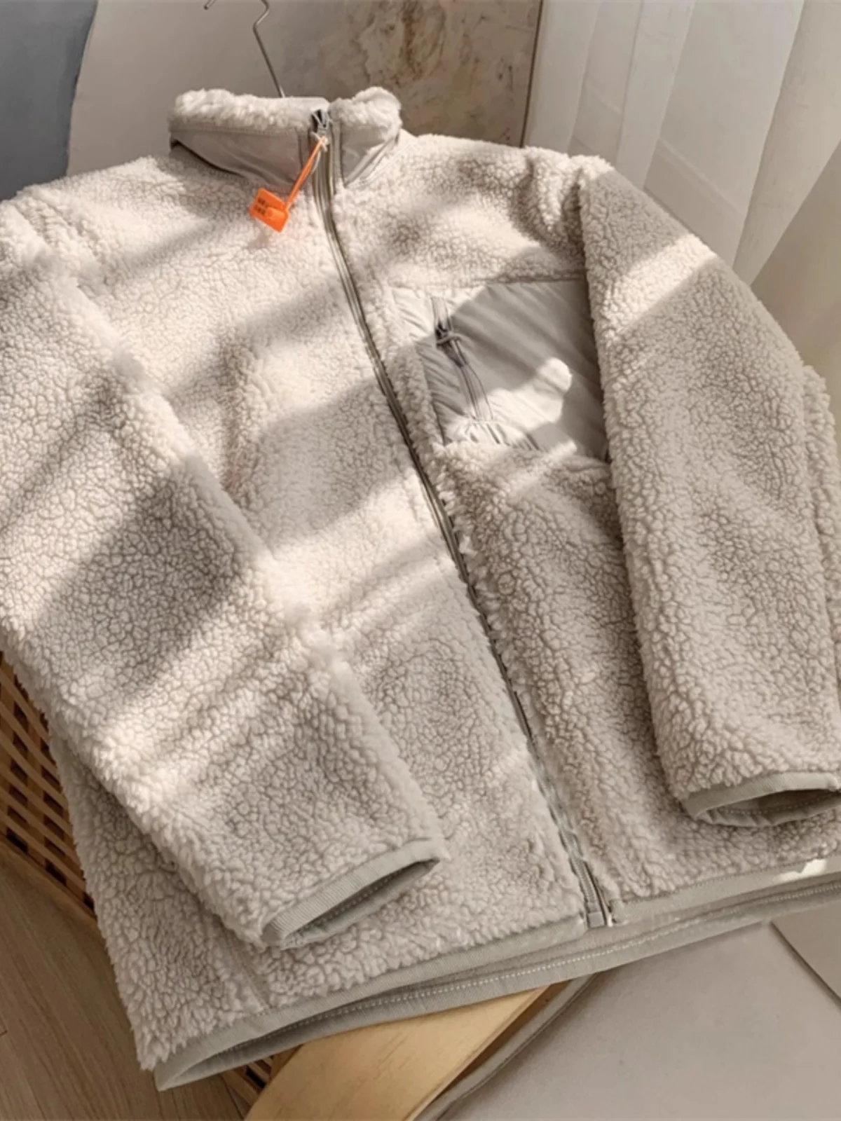 

Men's Women's Autumn Winter Thiened Faux Lamb Fur Zipper Long Sve Jaet Coat with Big kets Windproof Stand Collar