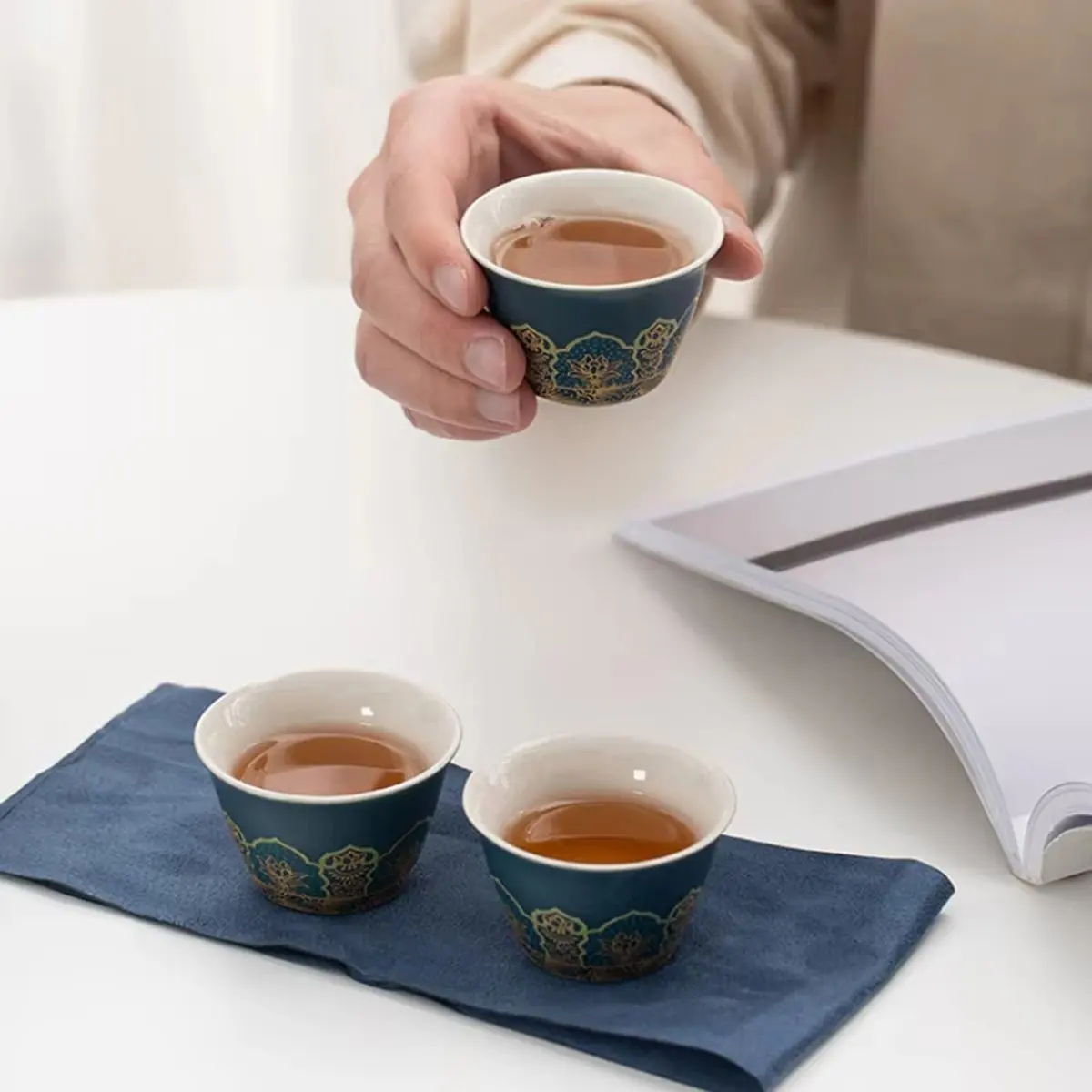 A08I 1Set-Travel Tea Set Portable Tea Set Ceramic Teapot Tea Canister Tea Cup Outdoor Quick Cup Tea Canister Leather Bag