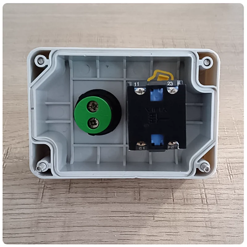 Self locking knob with identification, indicator light, control box, rotary button box, industrial 2-position thickened switch