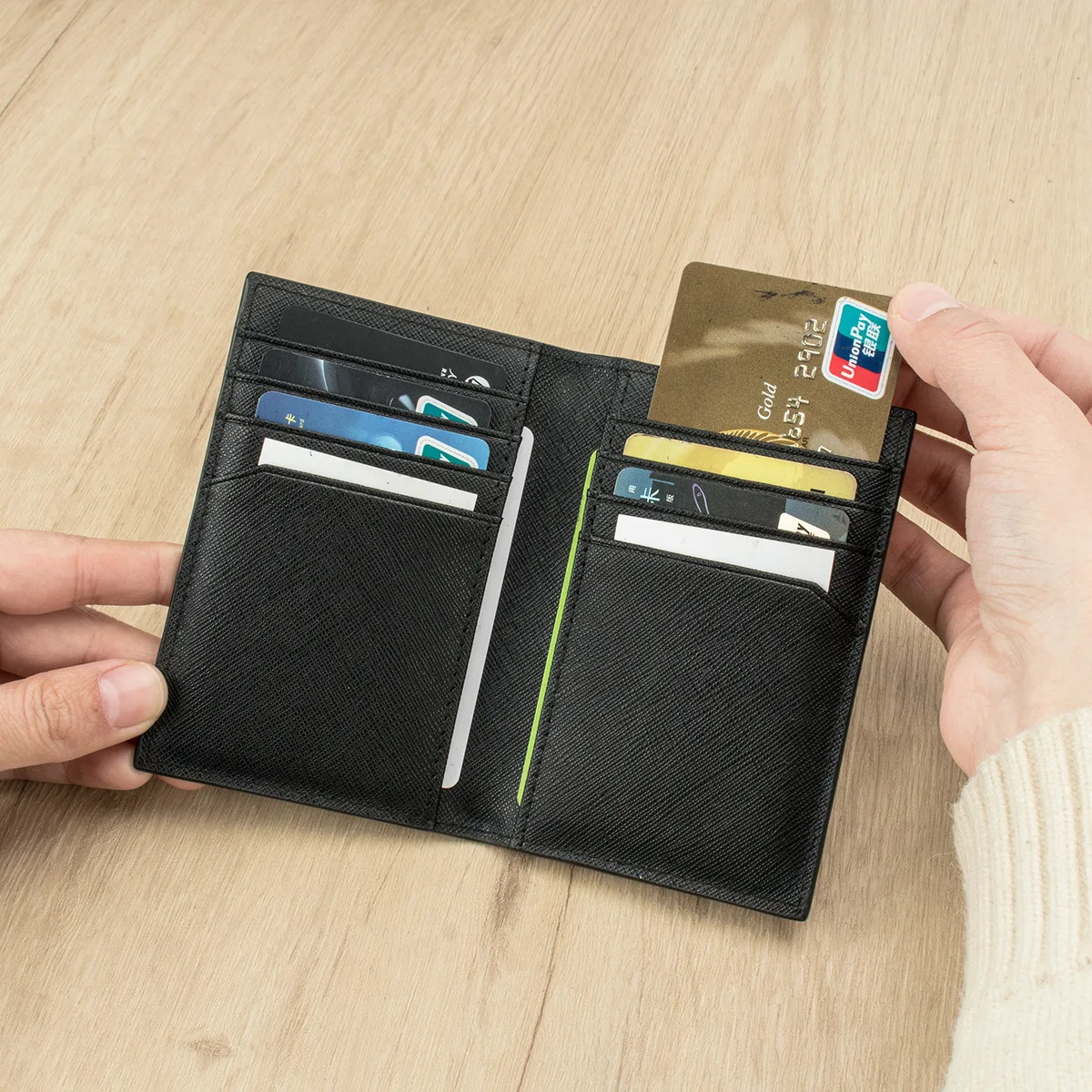Real leather men's card bag Men's thin rfid multi-card folding business square wallet