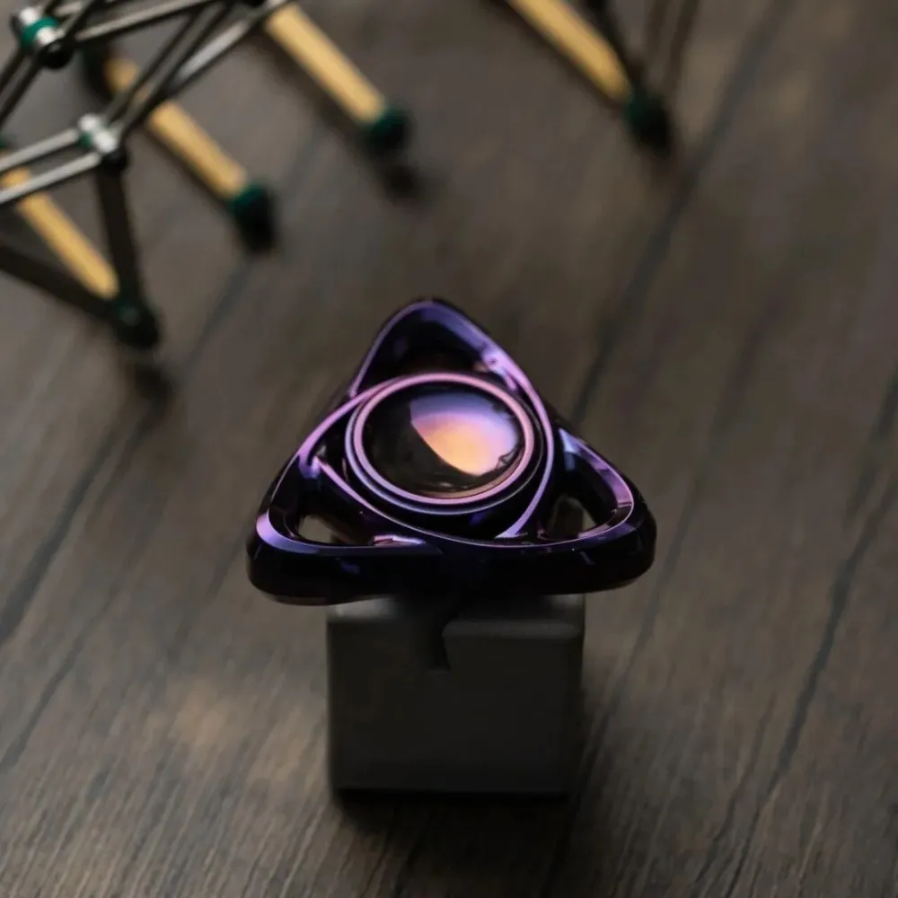 Momento Collettivo EDC Loop Fidget Spinner Manipolazione Sensazione Fidget Spinner a tre pale Giocattolo antistress Giroscopio Disegni originali