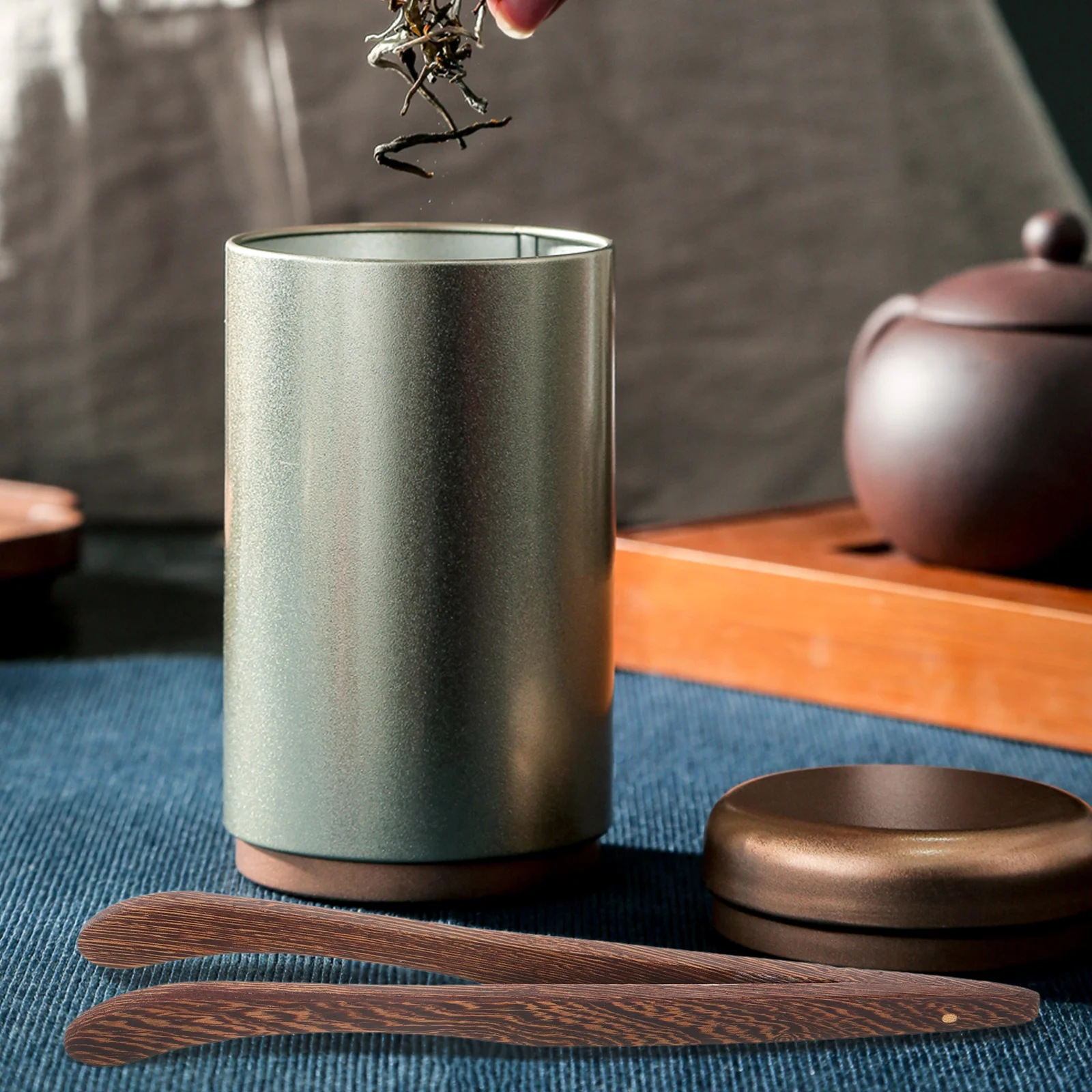 

Wooden Tea Tongs Kung Fu Tea Ceremony Accessories Precise Grip Heat Resistant Serving Tongs for Teacups Toast Baked Goods