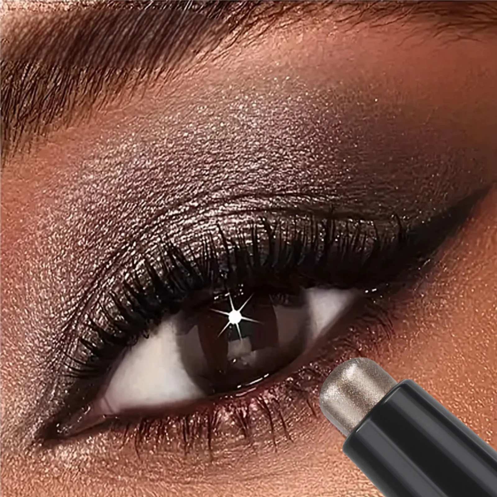 قطعة واحدة من عصا ظلال العيون بيرليسسينت بلونين - تأثير مكياج عيون طبيعي ودخاني، سهل الاستخدام، مناسب للمهرجانات الموسيقية