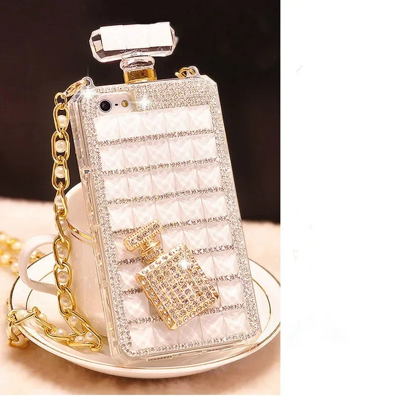 Fashion Bling Crystal Diamond bottiglia di profumo catena copertura della borsa per iPhone 15 14 13 12 16 Pro X XS MAX XR Plus custodia per telefono