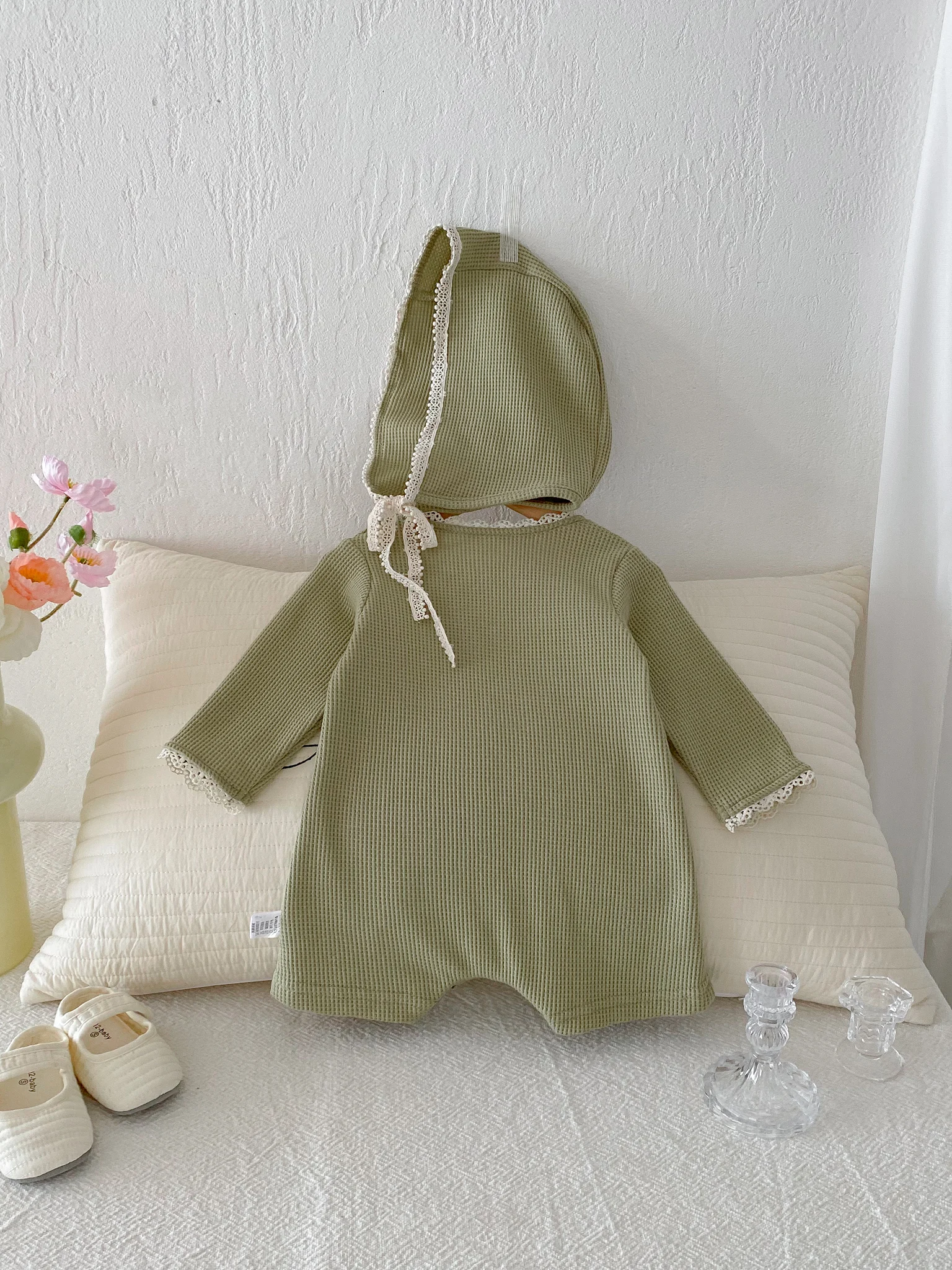 Korean version of autumn baby girl basic simple and comfortable waffle lace collar long sleeve jumpsuit, baby girl solid color a