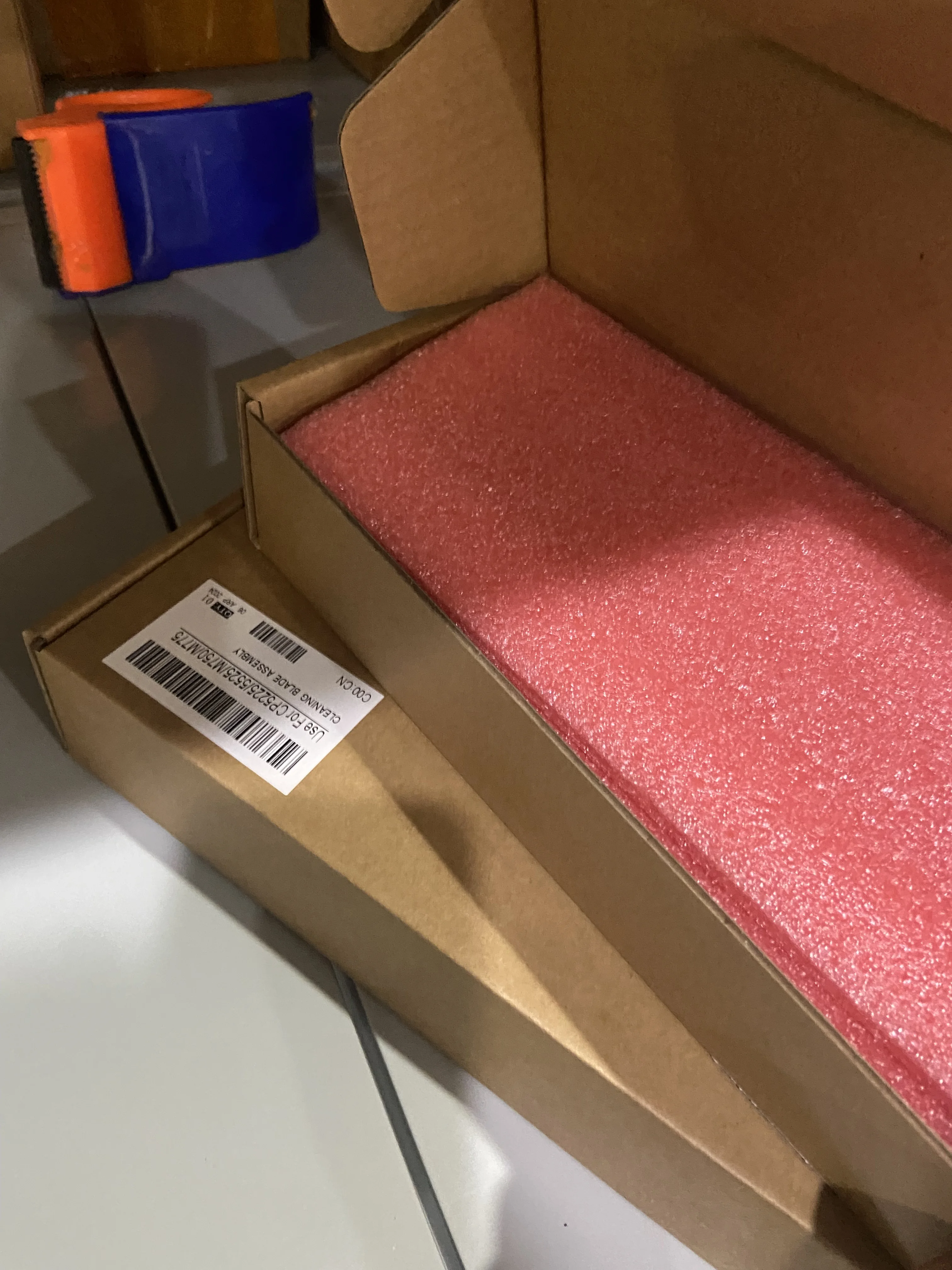 

1PCS Transfer Belt Cleaning Blade Unit for HP CP5225 CP5520 CP5525 CP5525n CP5525dn 700 M750n M7755225 5520 5525 750 775