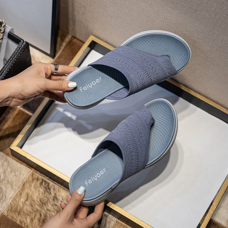 

New Women's Fashion Sandals Elastic Thick Bottom Slippers Summer Women's Toe Slippers Lightweight Non slip Beach Shoes Women's