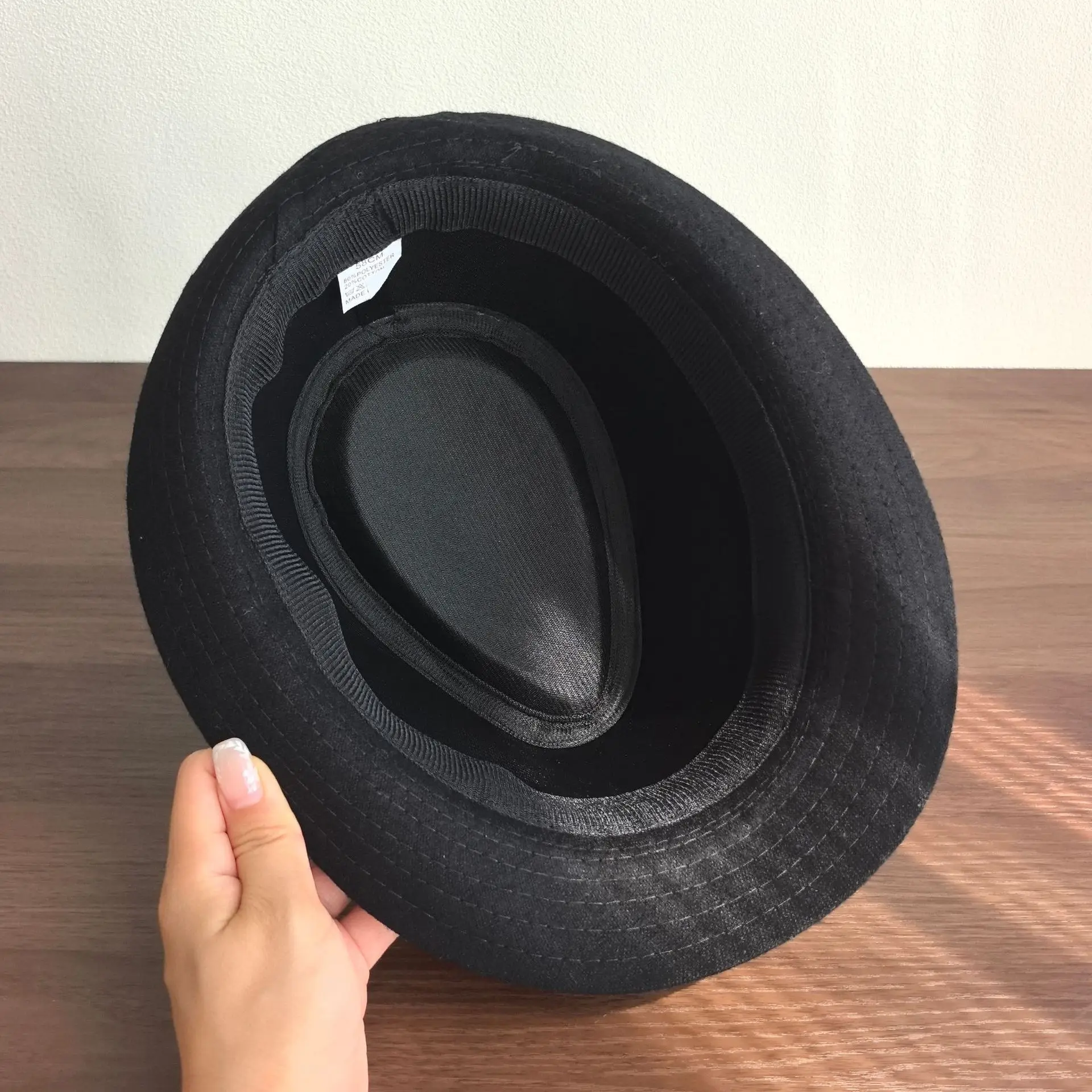 Vintage Men's Fedora Hat with Silver Metal Buckle and Faux Leather Strap, Woolen Jazz Hat, Suitable for Dating and Everyday Wear with a Coat