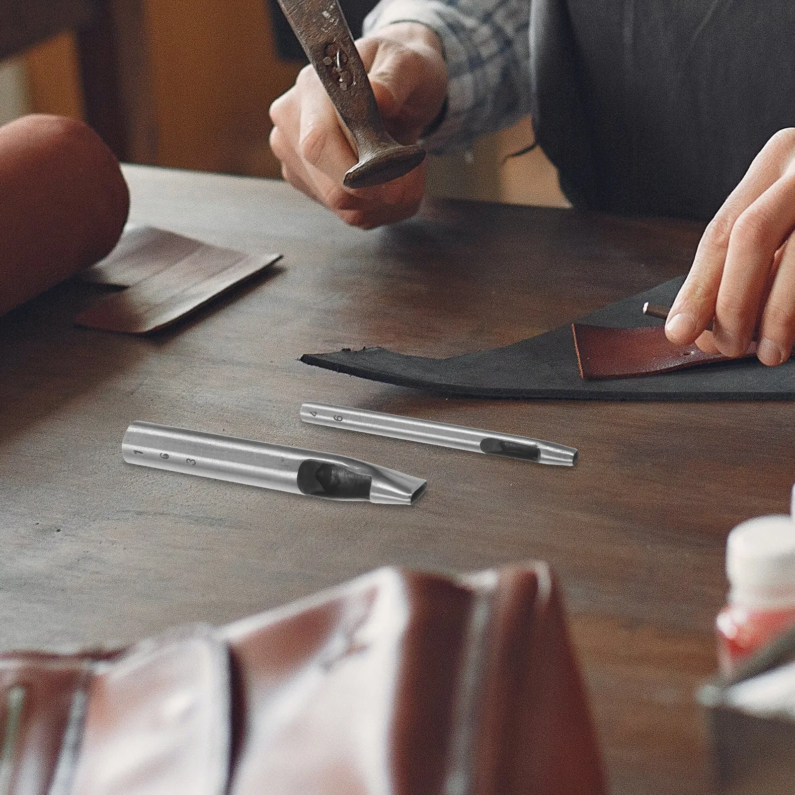 

Набор из 4-х полых пробойников из нержавеющей стали для ремешков часов, профессиональный, сверхпрочный, для начинающих мастеров по кожевенному делу