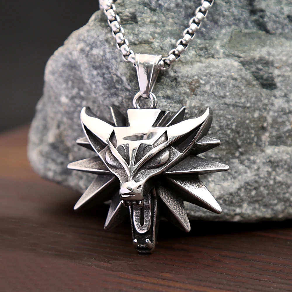 Fashion Vintage Viking Wolf Head Pendant Necklace Mens Punk Biker Stainless Steel Geralt of Rivia Slavic Necklaces Charm Jewelry