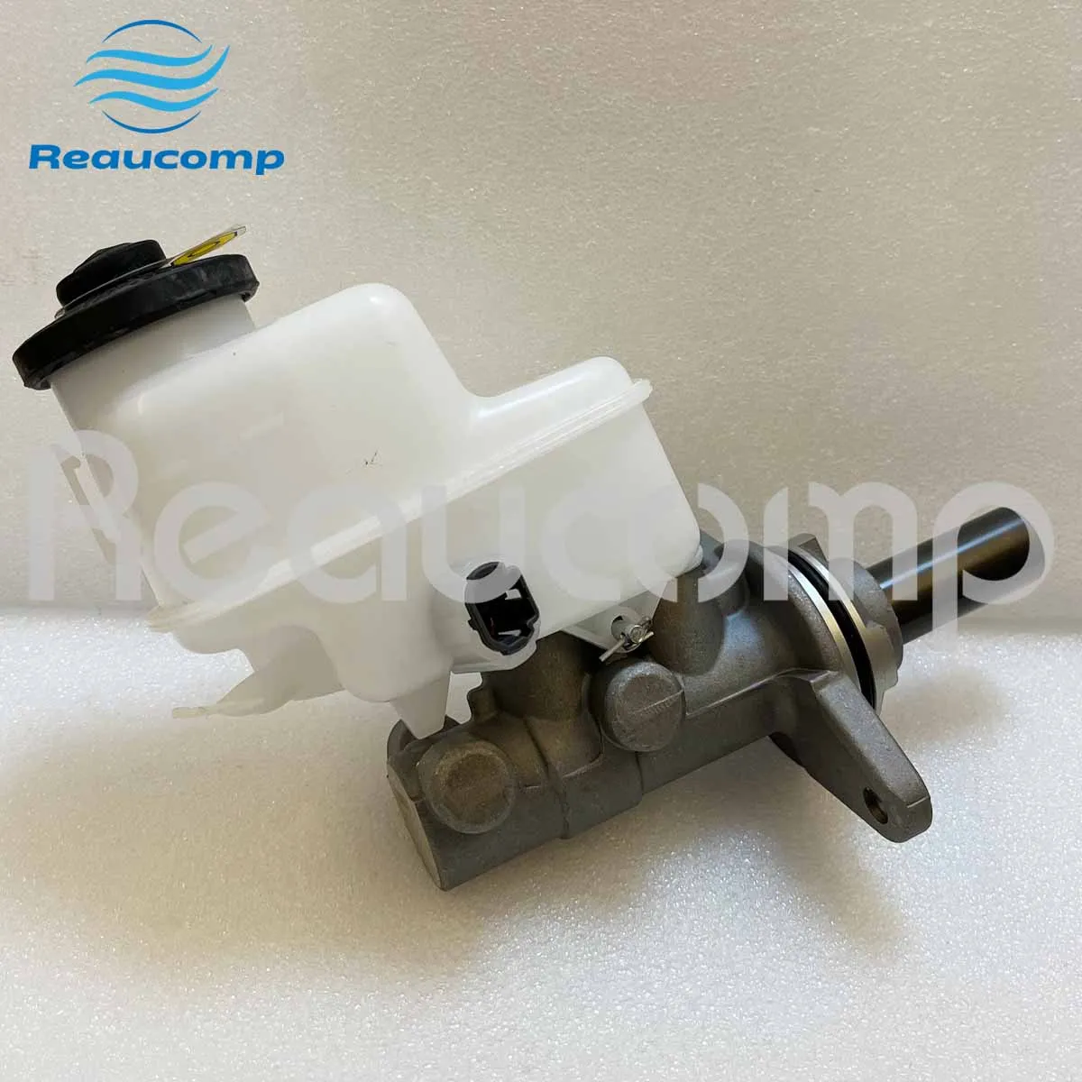 Brake Master Cylinder Accessory 47201-42382 47201-42381 47201-42380 For TOYOTA RAV4 2005-2013 LEXUS NX