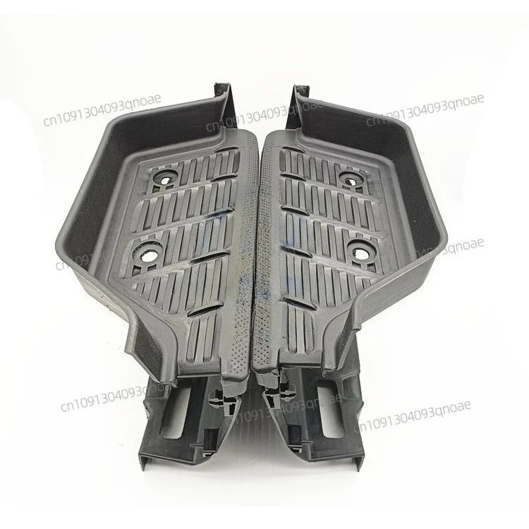 

HIACE 2005-2018 Plastic front door upper pedal left and right side hiace pedal