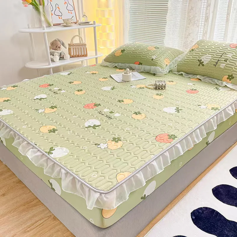 Summer Cooler Cute Thicken Latex Quilted Mattress Cover High Quality All- inclusive Bed Fitted Cover Not Including Pillowcase