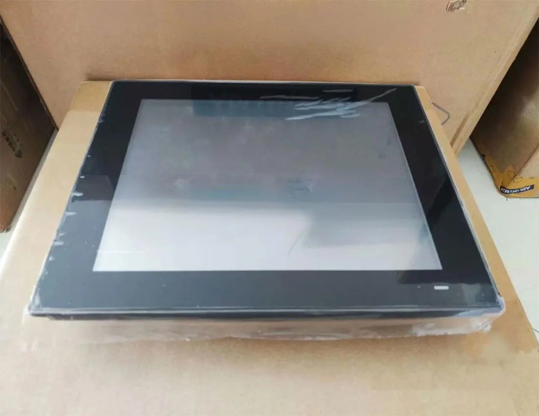 

Совершенно новый PPC-306-RN6A PPC-3180SW-PN4B PPC-312-RJ60A Гарантия один год