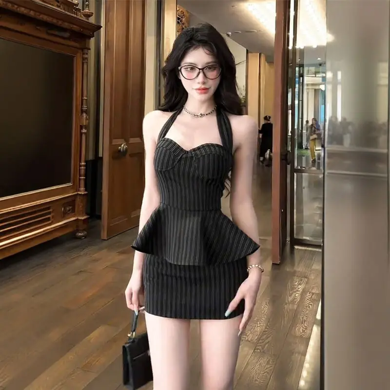 

Elegant Ruffles Patchwork Sexy Halter Strapless Vest for Women+ Slim Waist Bodycon Skirts 2026 Summer New Two Piece Sets
