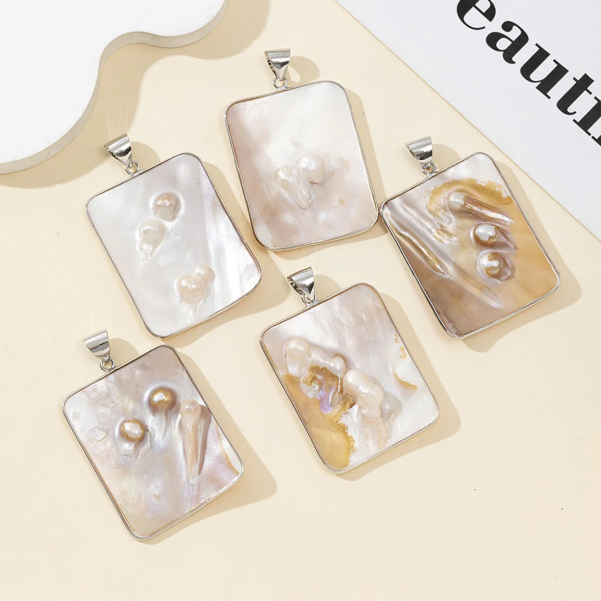 

5pcs Natural Shell Pearl Pendant Rectangle Plate Silver Shell Pendant Charms for Making DIY Jewerly Bracelet Necklace 46x36mm ﻿