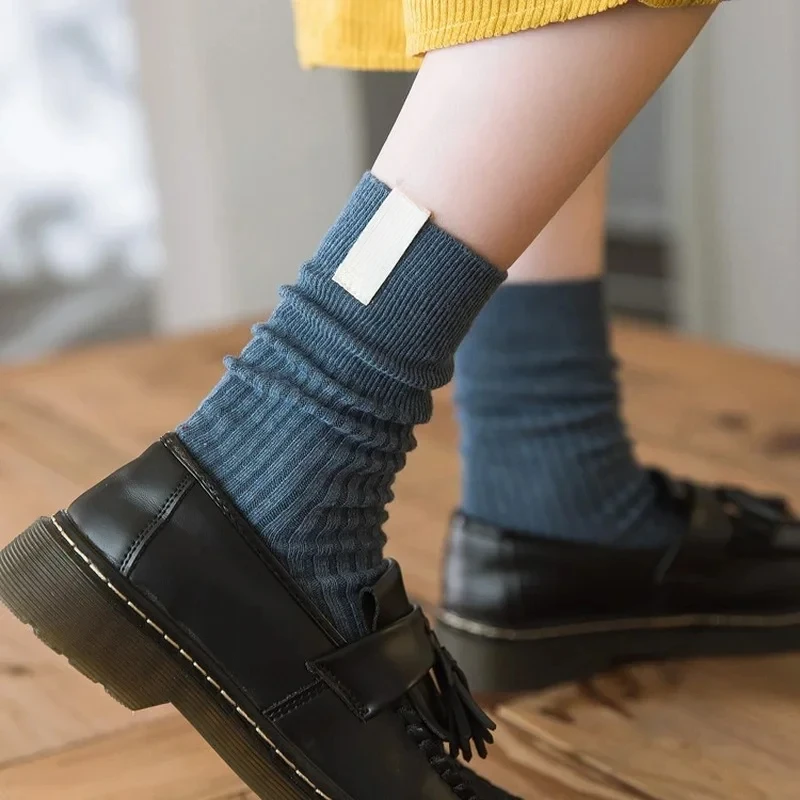 

Japanese Korean Fashion High School Girls High Socks Solid Color White Khaki Beige Loose Socks Cotton Knitting Women Long Socks