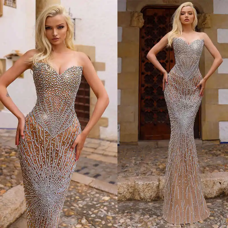 

Luxury Strapless Crystal Prom Dresses Sexy Beaded Rhinestones Sleevless Evening Gowns Women Floor Length Party Dress Customized
