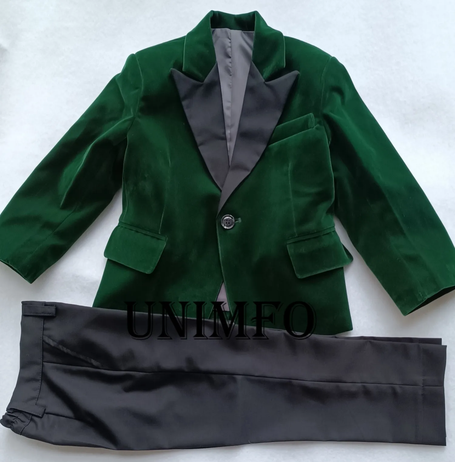 Green Velvet Boys Suits For Wedding Clothing Kids Birthday Party Formal Outfits Sets Ring Bearer Attire  (Jacket +Pants+Bow)