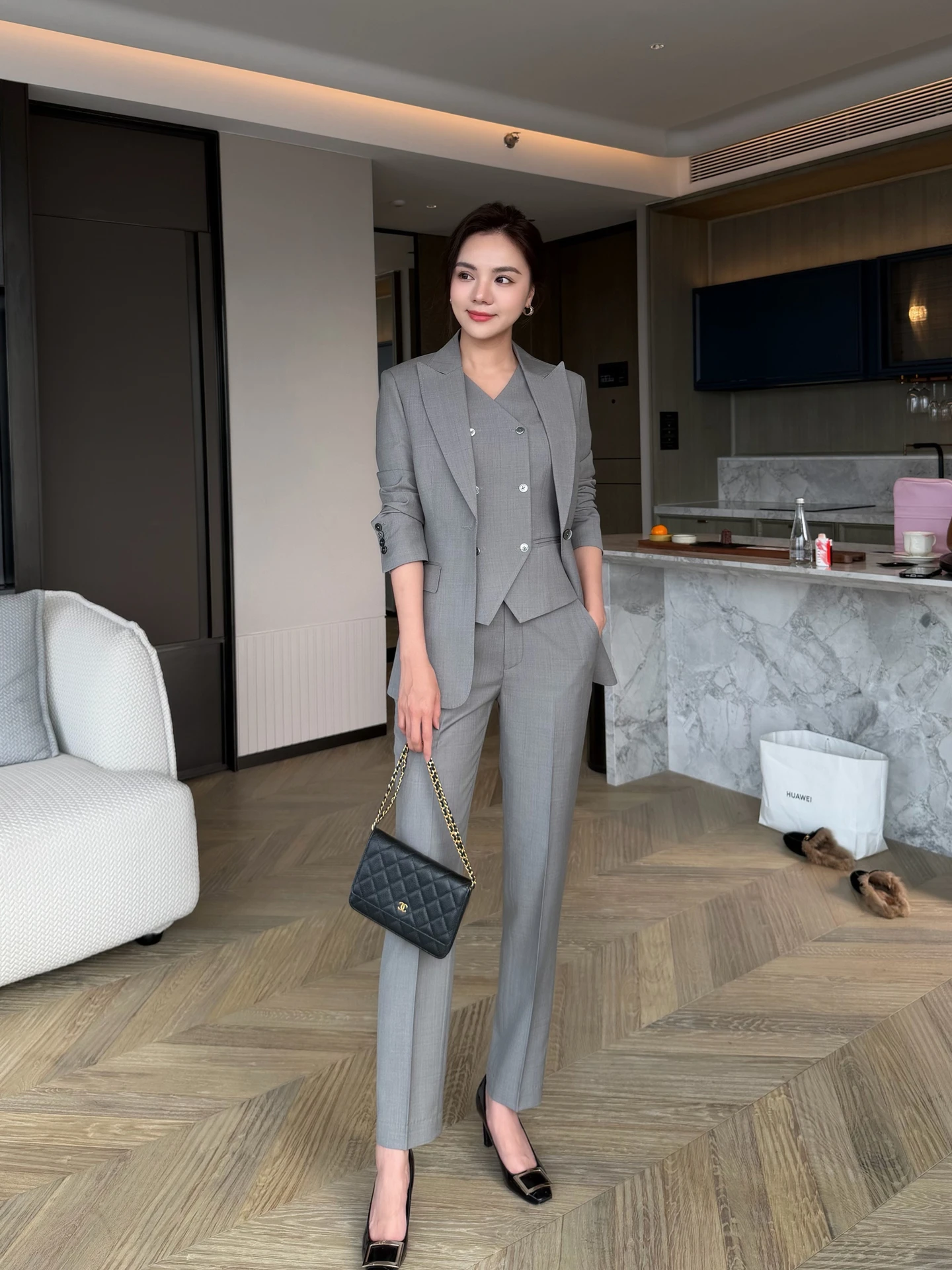 

Spring Autumn High-End Light Grey Professional Women's Suit Outerwear Set Commute Fashion Elegant Three-piece Suit