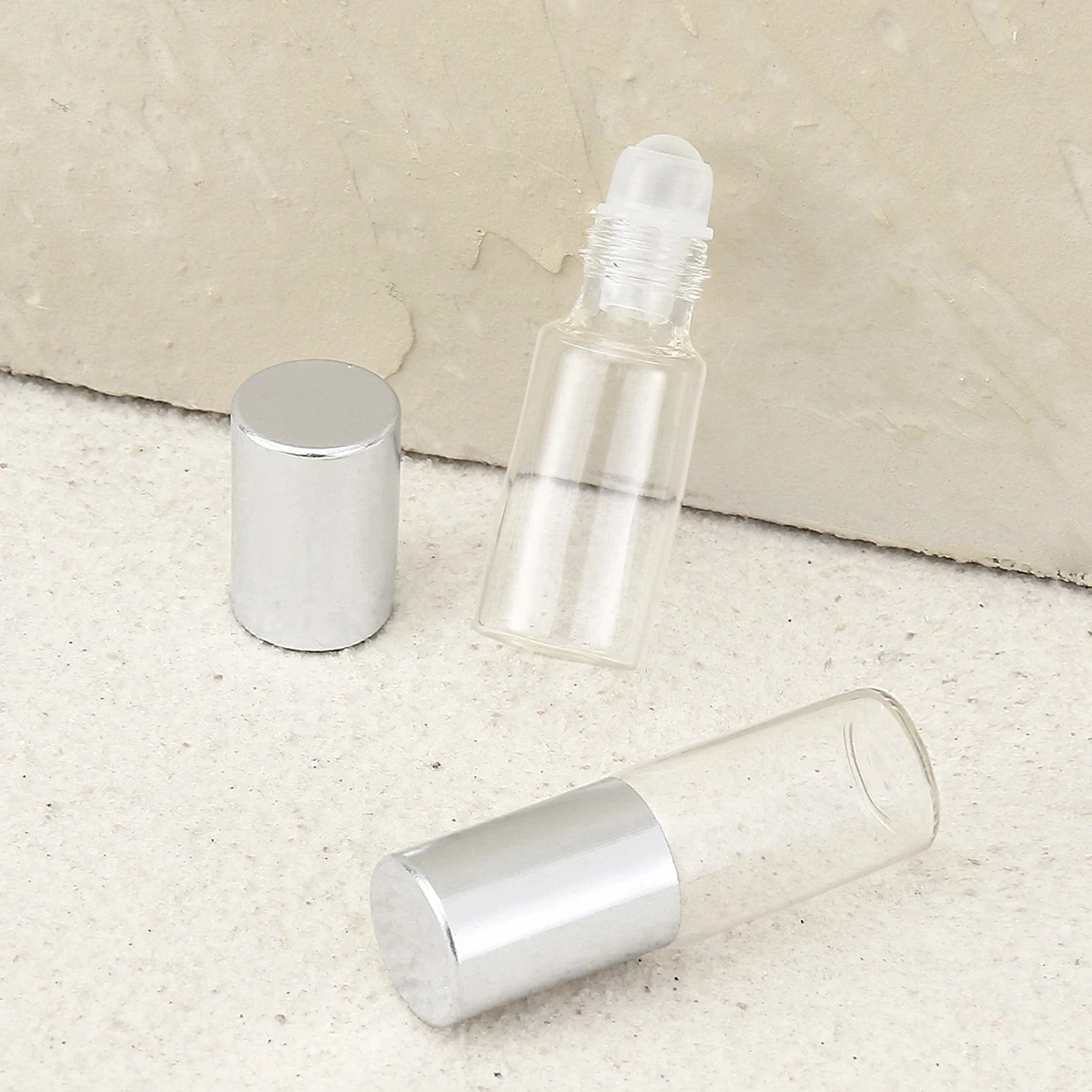 10Pcs+5 Accessories 3ml Essential Oil Mini Clear Glass Roller Ball Bottle with 10 Walking Bead Bottles, 5 Funnels.