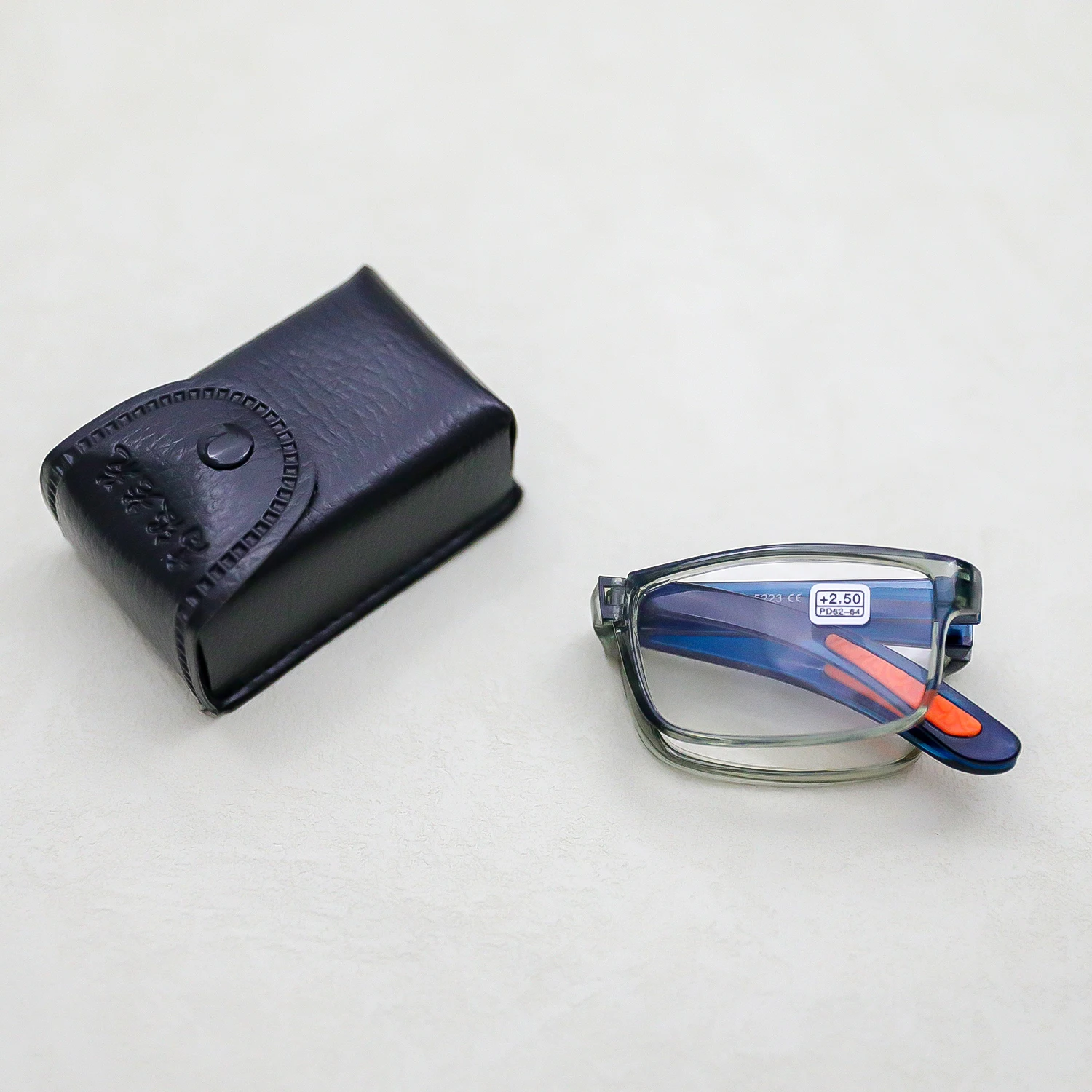 3 Stück faltbare Lesebrille für Männer und Frauen, klassische Brillen, angenehm zu tragen, praktisches Tragen, Geschenk-Brillenetui – Detail 4