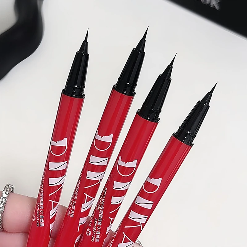 1 Stück DIKALU Ultrafeiner Flüssig-Eyeliner, Lying Silkworm, wasserfest, schnell trocknend, nicht verschmierend, natürlicher Eyeliner, Make-up
