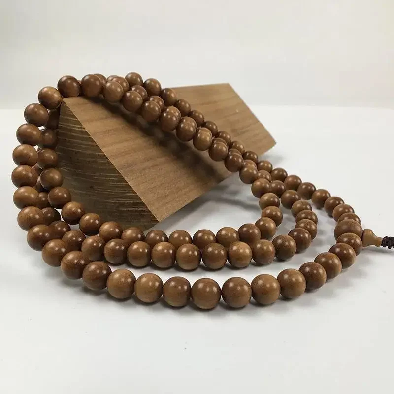 

Natural Old Mountain Sandalwood Bracelet with Old Material, Black Meat, Sunken Sandalwood Fragrance, 108 Buddha Beads,