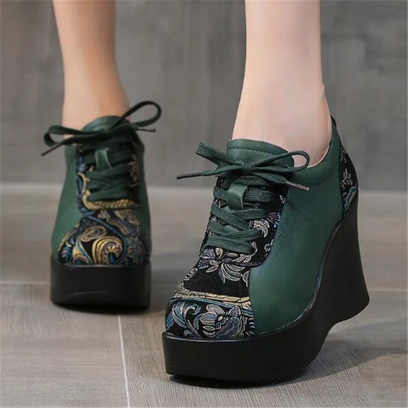 

ZXRYXGS Top Cowhide Printing Color Blocking Splicing High Heels New 2024 Chinese Ancient Style Thick Soled Wedges Increase Shoes