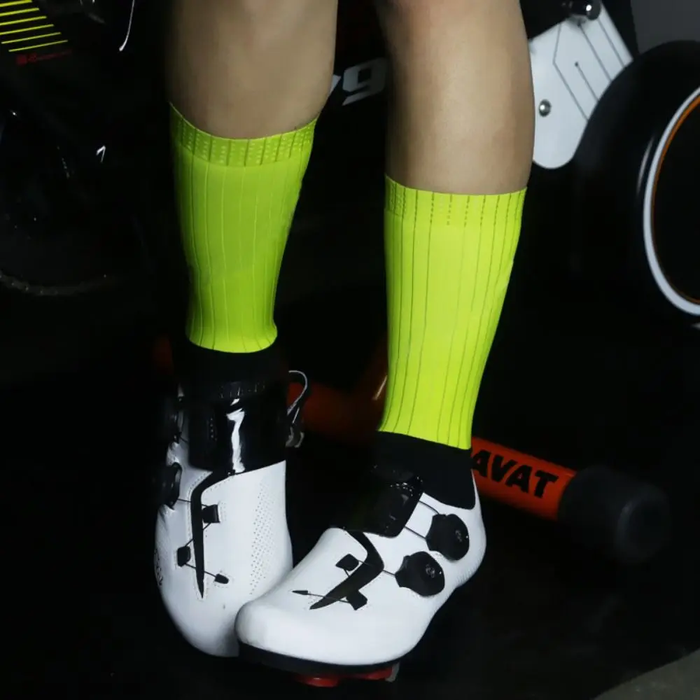 

Впитывающие пот противоскользящие спортивные носки с дезодорантом, дышащие мужские носки для бадминтона, удобные профессиональные носки с полотенцем