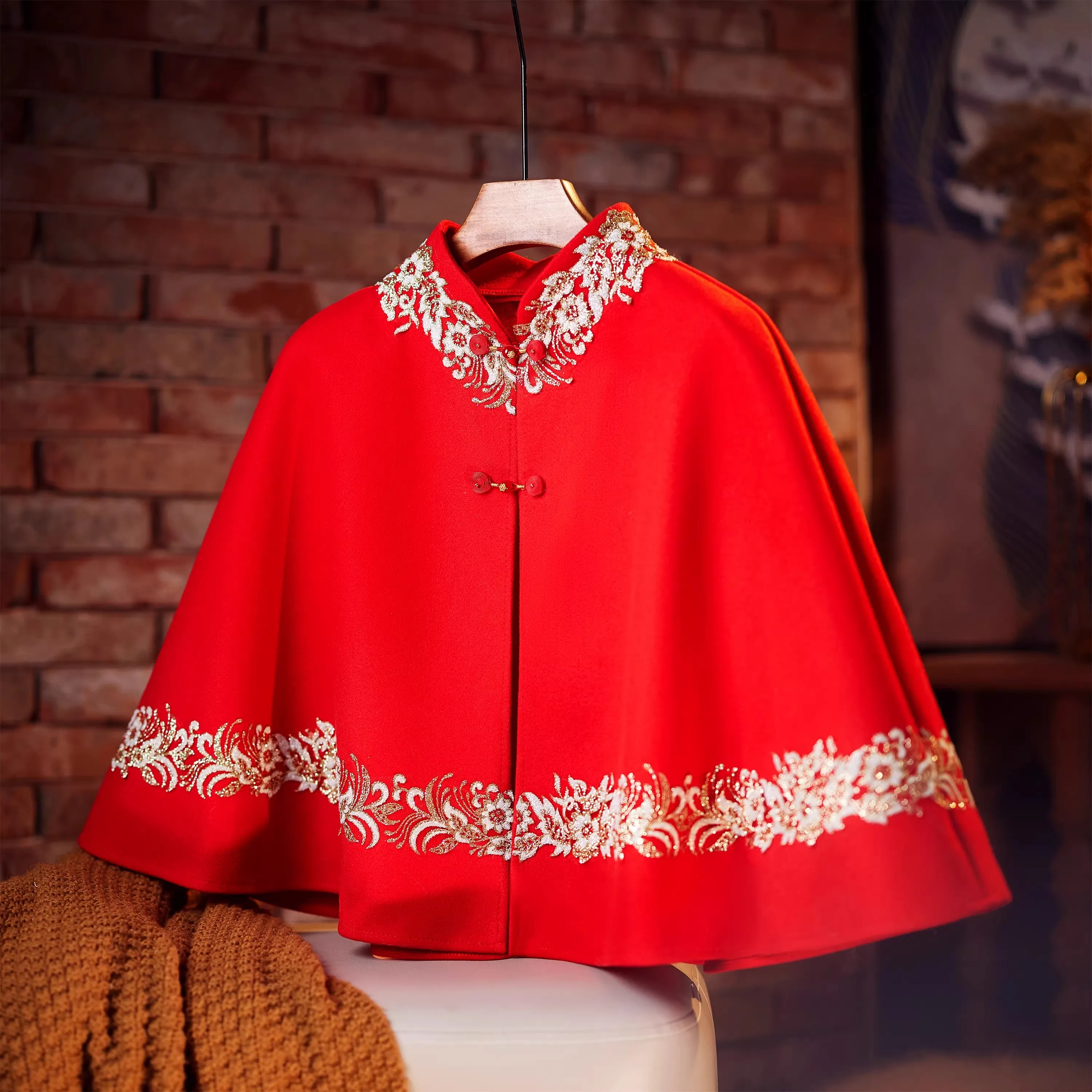 

Женская осенне-зимняя винтажная красная вышивка из пашмины, женская шаль в китайском стиле, плащ, зимний воротник R2488