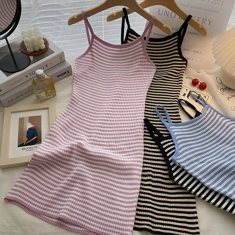女の子ピンクストライプニットストラップドレス女性の夏の新弾性スリムフィットショートスタイル韓国語バージョンノースリーブドレス