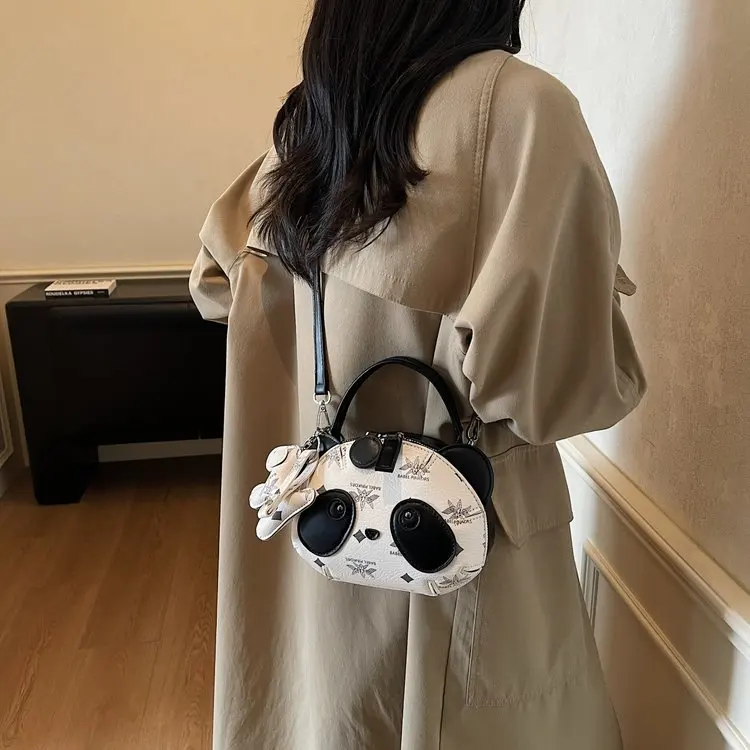 

Женская сумка-кроссбоди Niche Design Panda 2026: Новая текстурированная повседневная универсальная сумка через плечо