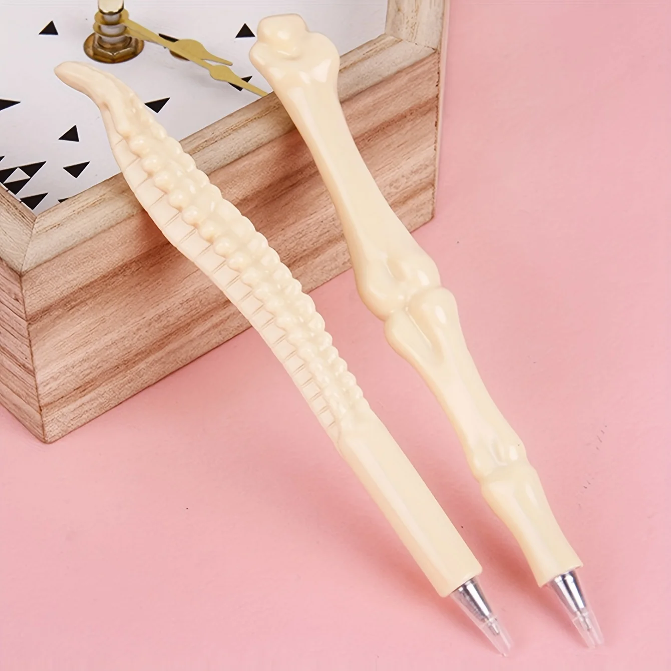 10/5 قطعة قلم حبر جاف على شكل عظمة محاكاة ، أدوات مكتبية شخصية ، قلم كتابة الهالوين الأسود ، جائزة الطالب المبتكرة