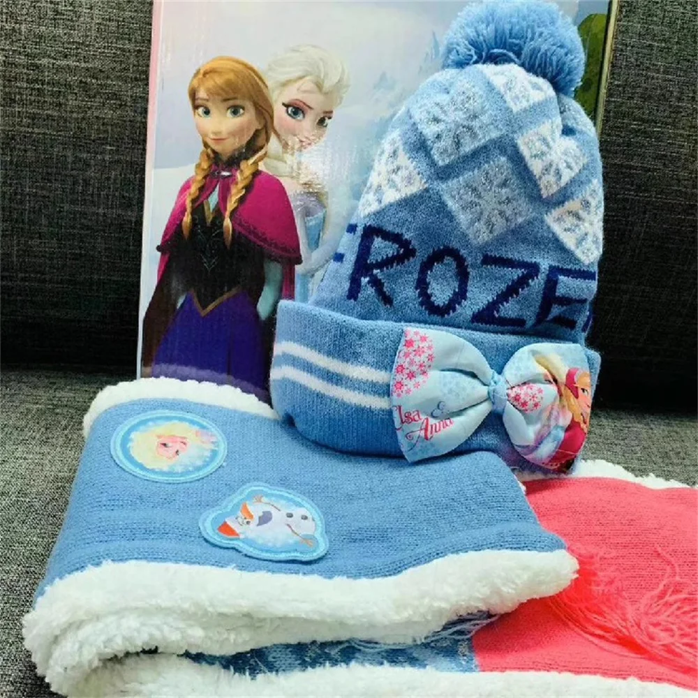 Souvenirs of Disneyland Frozen Cartoon Children's Plush Ski Cap Scarf Set Children's Room Clock Bedroom Wall Clock