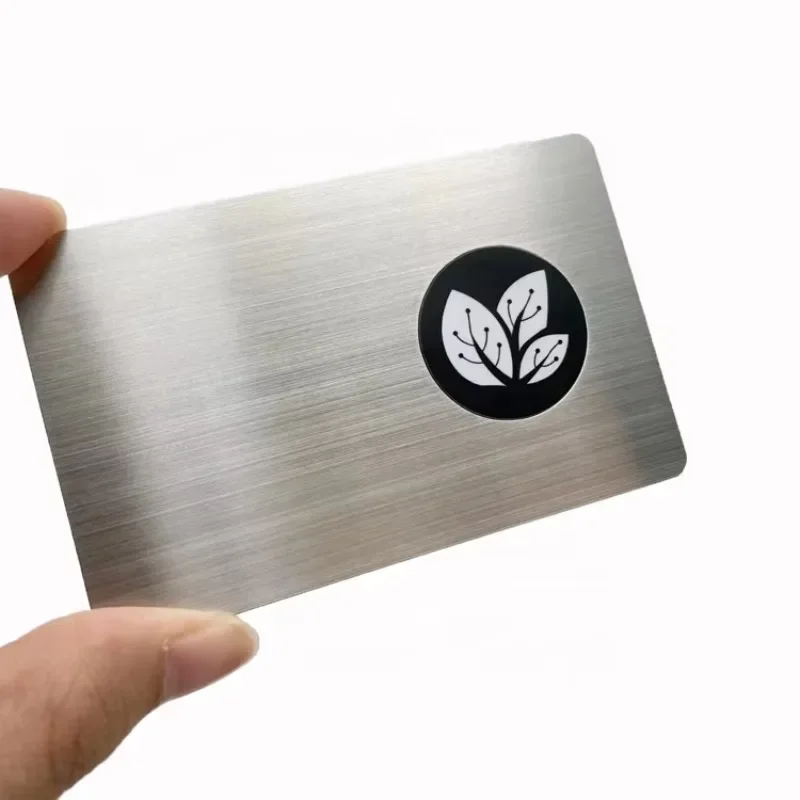 

Бесконтактные металлические визитные карточки, индивидуальный чип RFID 213, матовый серебристый матовый металлический NFC-карта