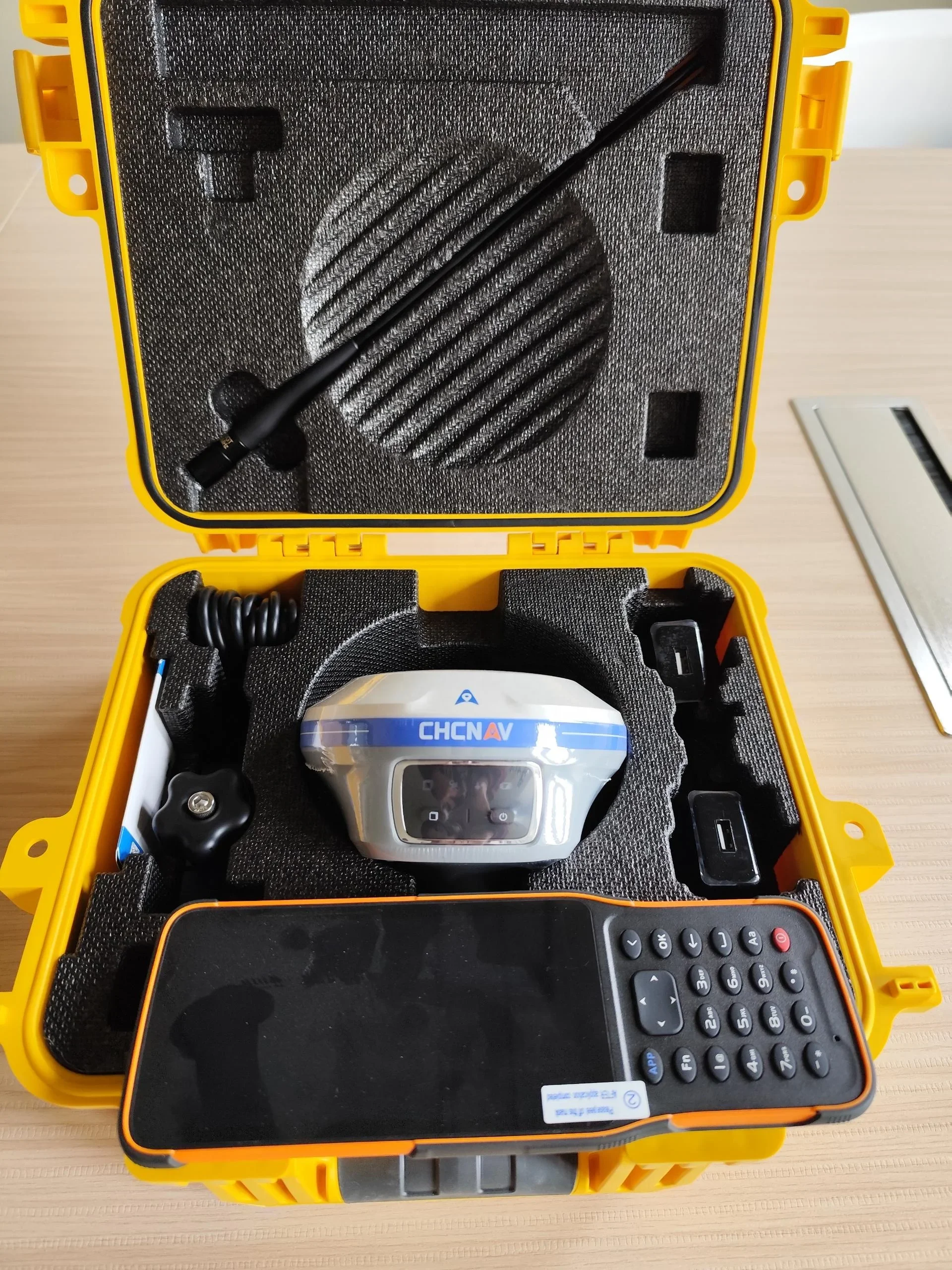 

Приемник CHC X11 GNSS с 1408 каналами для геодезического GPS RTK и IMU Visual RTK