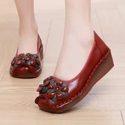 Vintage Blumen keil Schuhe Damen echte Leder Wohnungen Damenschuhe schicke Herbst Slipper ältere flache Schuhe weiche schicke Mokassins