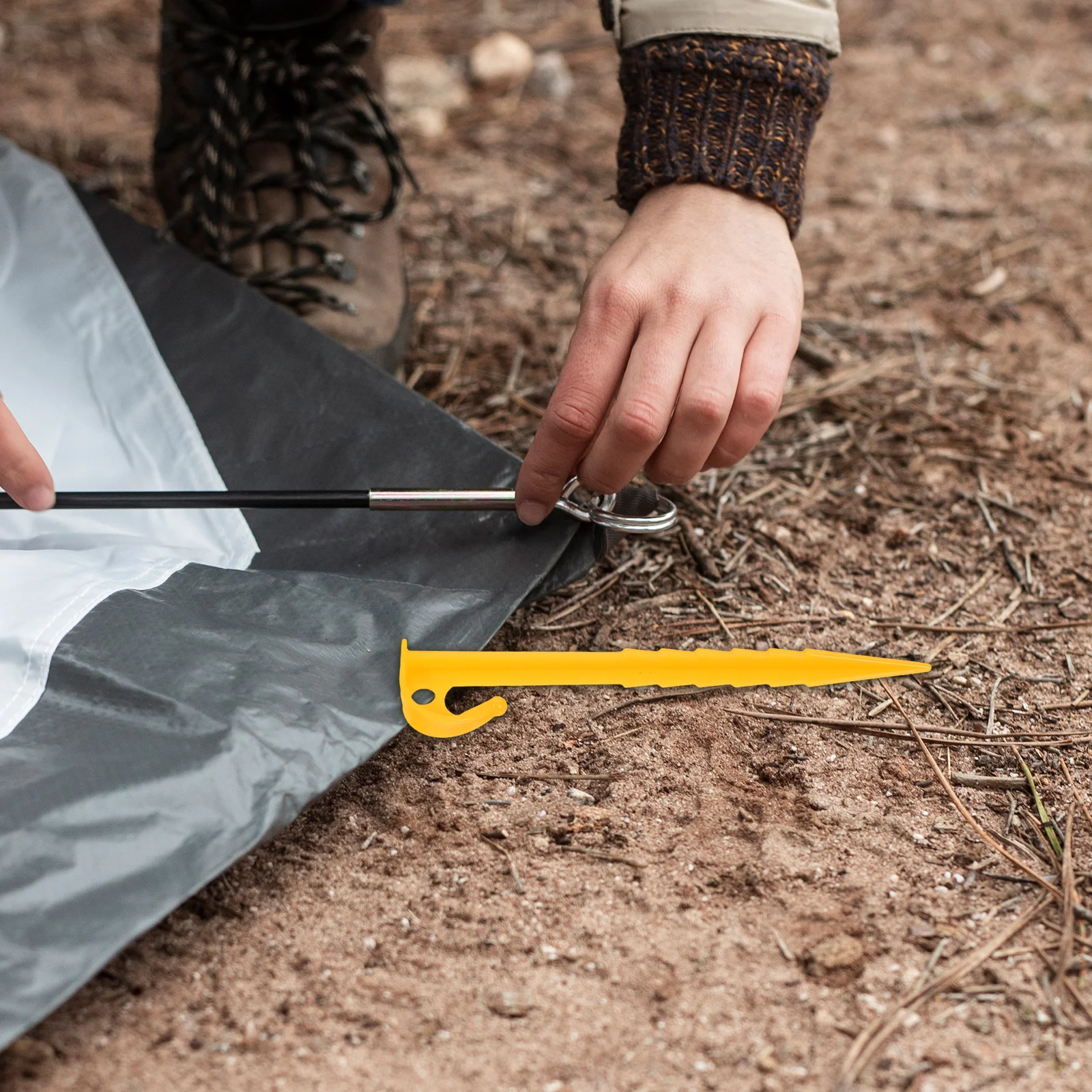 

Outdoor Tent Pegs Plastic Netting Stakes Garden Plant Lawn Support Ground Anchors Landscape