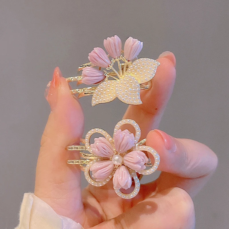 Delicate Flowers Pearl Trumpet Grip Clip Hairpin Women Side Clip Bangs Clip Broken Hair Mori Sweet New Duckbill Clip