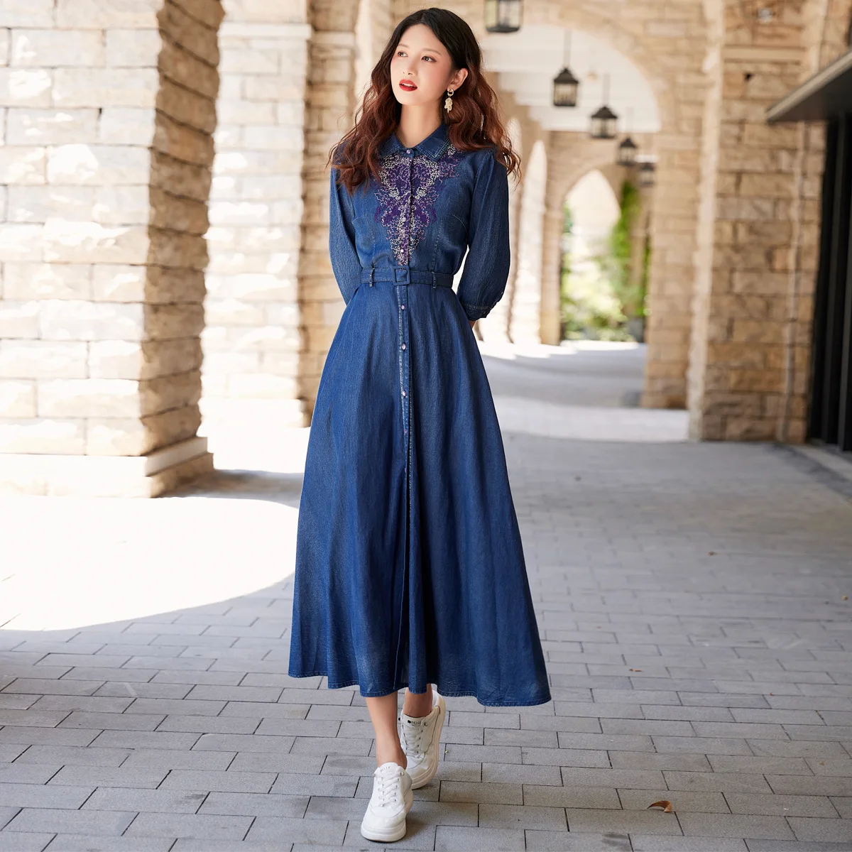 

Autumn New Waist Slimming Cardigan Denim Dress Retro Embroidery Temperament Lapel Dress