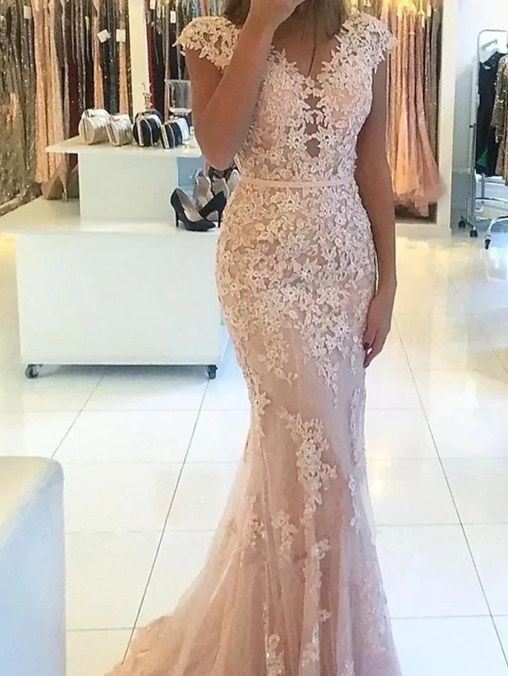 

Elegant Floral Engagement Formal Evening Dress V Neck Short Sleeve Sweep Brush Train Lace with Appliques 2022 Vestido Robe Gown