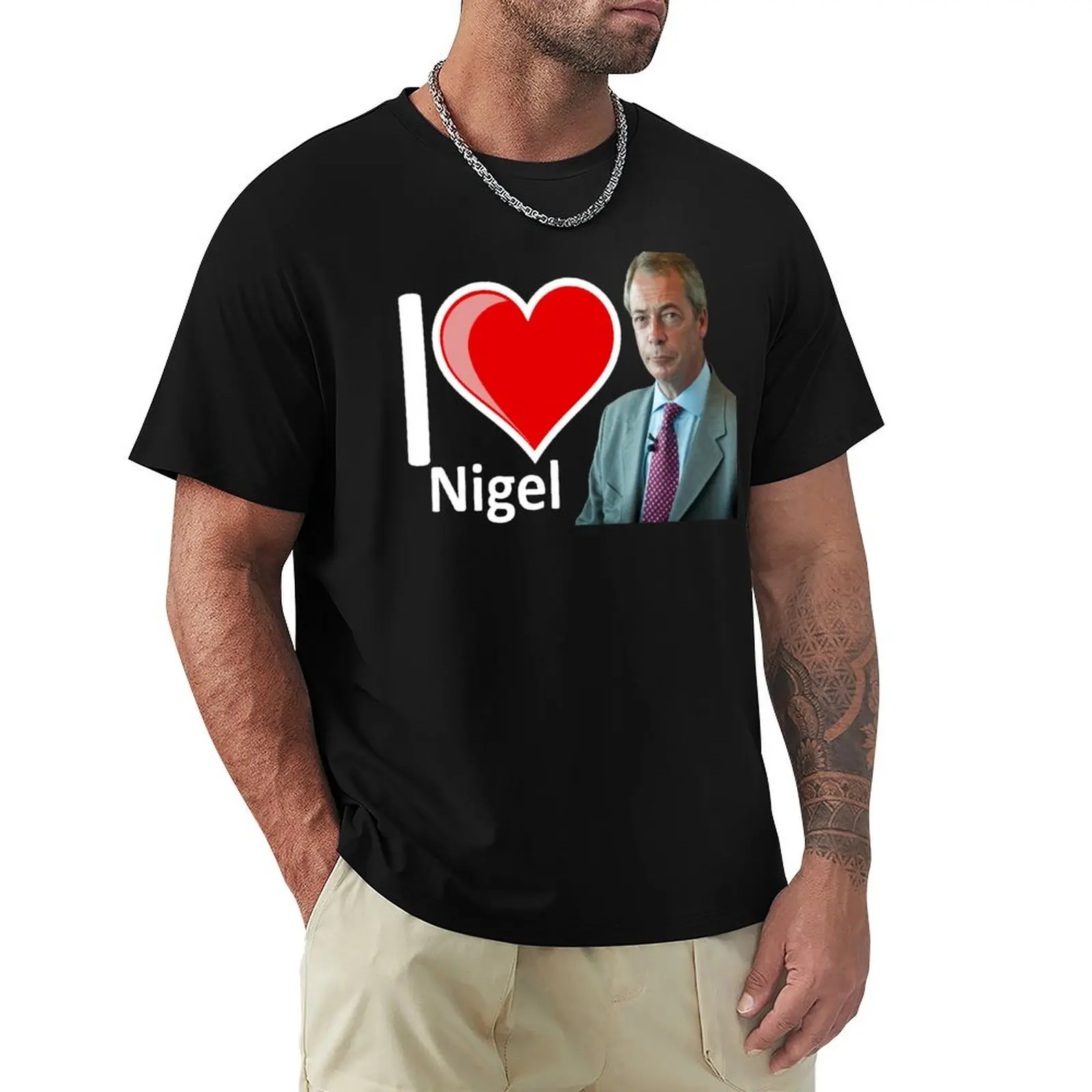 Fantastic I Love Nigel Farage Gifts T-Shirt Basic Daily Outfit Short Sleeve Tee