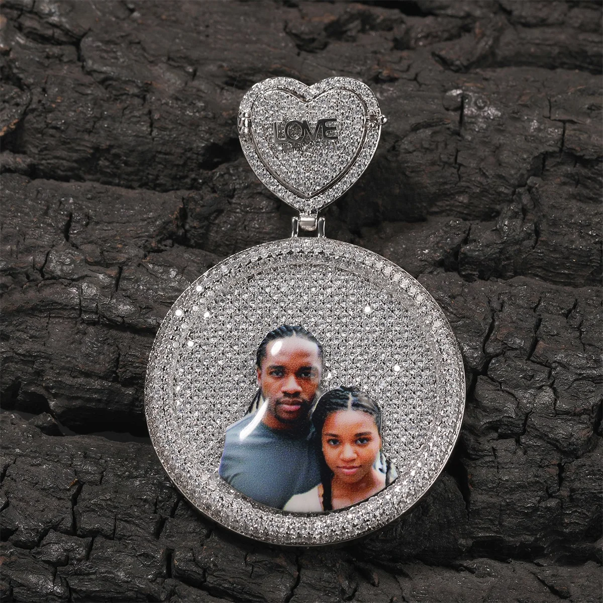 

TBTK Поддержка 2 фотографии индивидуальный медальон в форме сердца залог персонализированные буквы медальон память фото кулон выложенный CZ ювелирные изделия в стиле хип-хоп